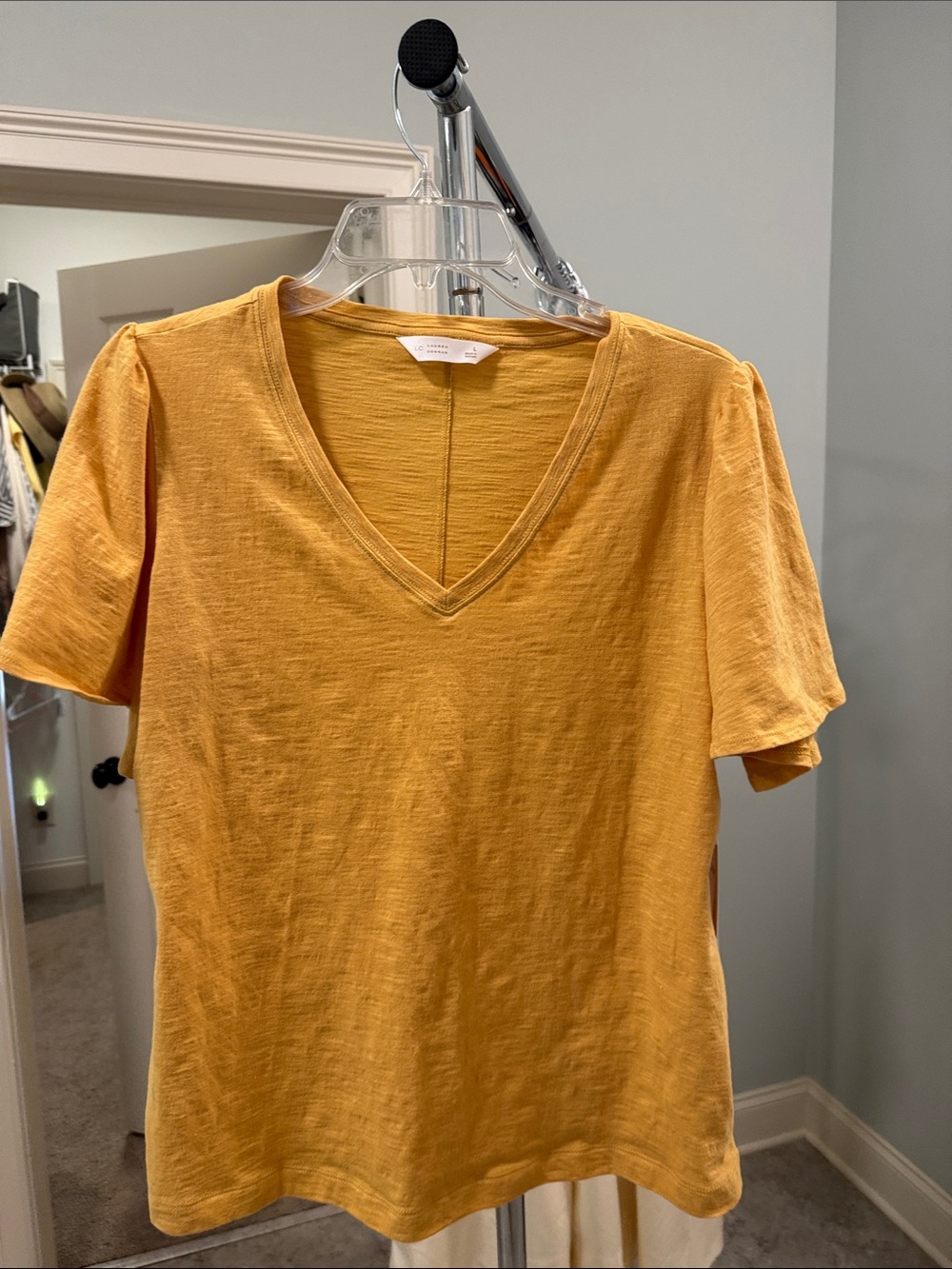 NWT LC Lauren Conrad Yellow Slub Knit V-Neck Tee Short Sleeve Shirt - L